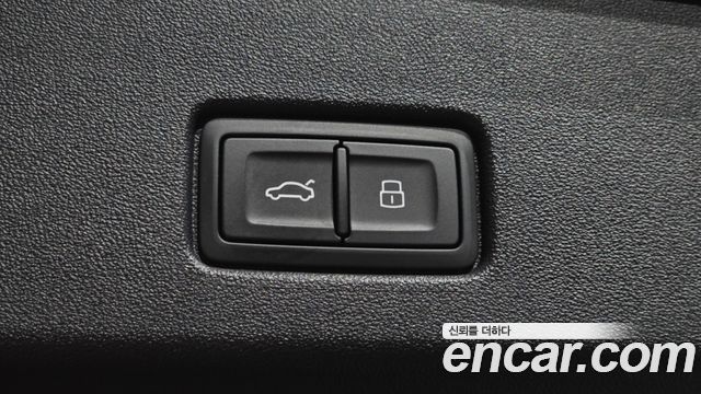 Audi Q4 e-tron (F4) 45 2025 — фото 20