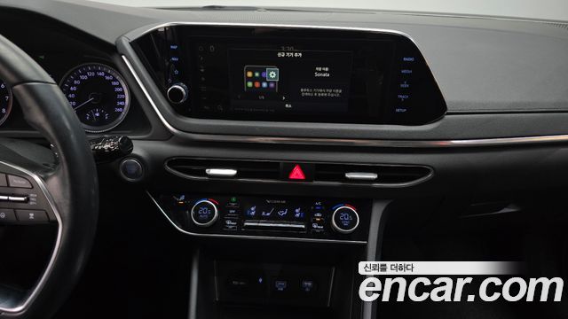 Hyundai Sonata (DN8) 2.0 Premium Family 2020 — фото 14