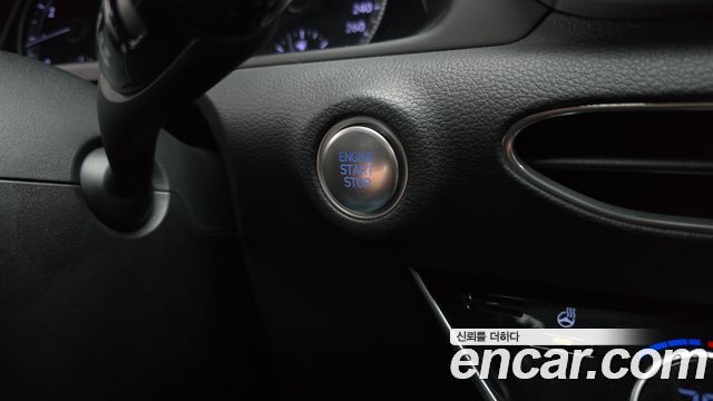 Hyundai Sonata (DN8) 2.0 Premium Family 2020 — фото 18