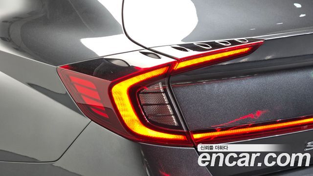 Hyundai Sonata (DN8) 2.0 Premium Family 2020 — фото 23
