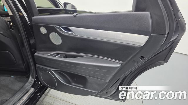 Genesis Electrified G80 (RG3) e-AWD 2022 — фото 31