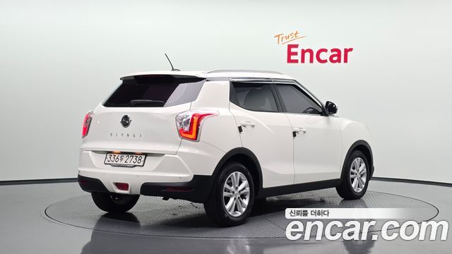 KG Mobility (SsangYong) Tivoli VX 2WD 2015 — фото 2