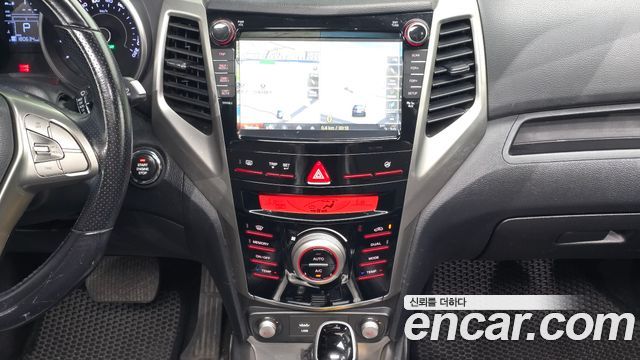 KG Mobility (SsangYong) Tivoli VX 2WD 2015 — фото 14