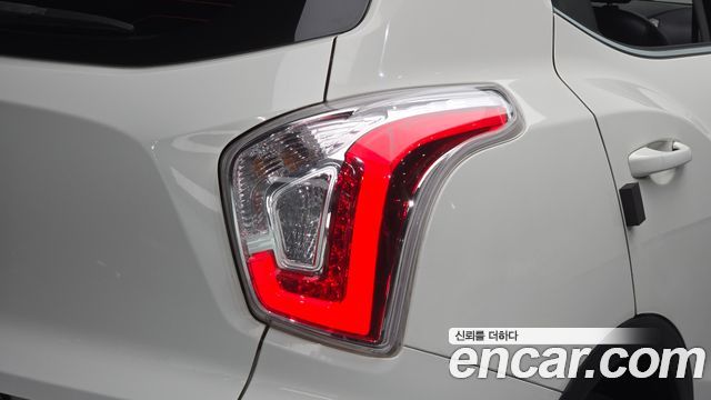 KG Mobility (SsangYong) Tivoli VX 2WD 2015 — фото 23