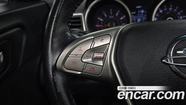 KG Mobility (SsangYong) Tivoli VX 2WD 2015 — фото 31