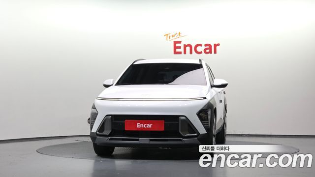 Hyundai Kona (SX2) Gasoline 2.0 2WD Premium 2023 — фото 3
