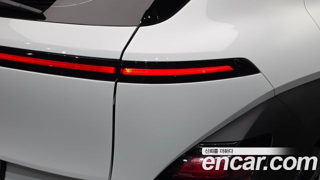 Hyundai Kona (SX2) Gasoline 2.0 2WD Premium 2023 — фото 29