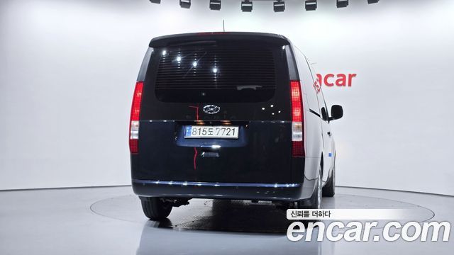 Hyundai Staria L3.5 Cargo 5-Seater Modern 2022 — фото 4