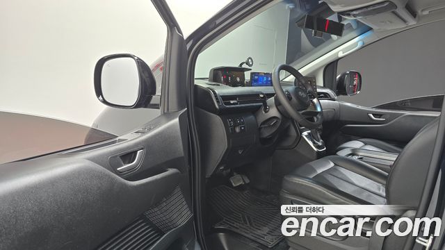 Hyundai Staria L3.5 Cargo 5-Seater Modern 2022 — фото 10