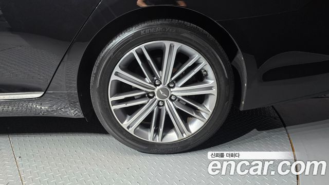 Genesis G80 3.3 GDI Luxury 2017 — фото 21