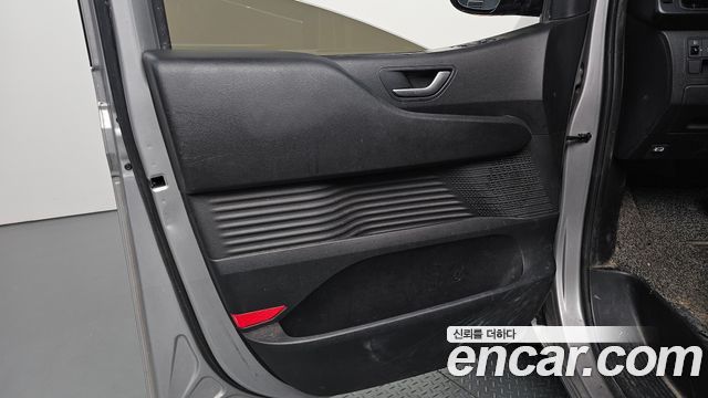Hyundai Staria Cargo 3-Seater Modern 2022 — фото 24
