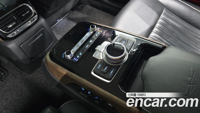 Genesis G90 3.8 AWD Prestige 2019 — фото 19