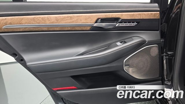 Genesis G90 3.8 AWD Prestige 2019 — фото 25