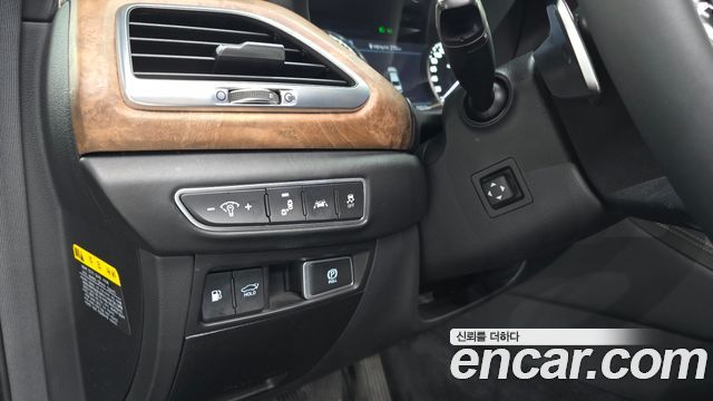 Genesis G90 3.8 AWD Prestige 2019 — фото 27