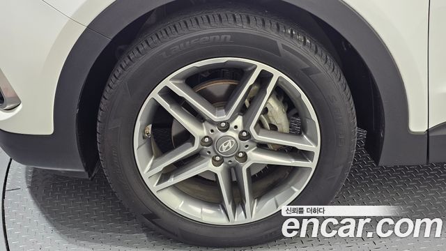 Hyundai Santa Fe The Prime Diesel 2.0 2WD Value Plus 2018 — фото 5
