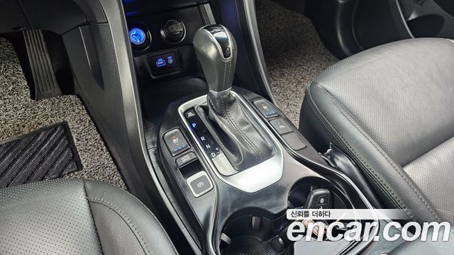 Hyundai Santa Fe The Prime Diesel 2.0 2WD Value Plus 2018 — фото 9