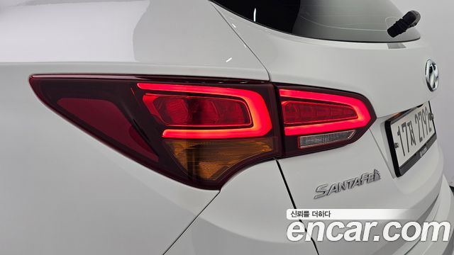 Hyundai Santa Fe The Prime Diesel 2.0 2WD Value Plus 2018 — фото 23