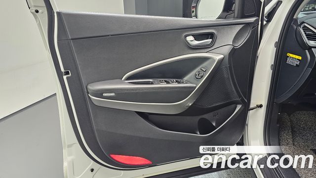Hyundai Santa Fe The Prime Diesel 2.0 2WD Value Plus 2018 — фото 24