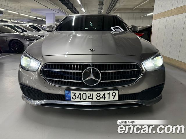 Mercedes-Benz E-Class (W213) E300 4MATIC AMG Line 2022 — фото 3