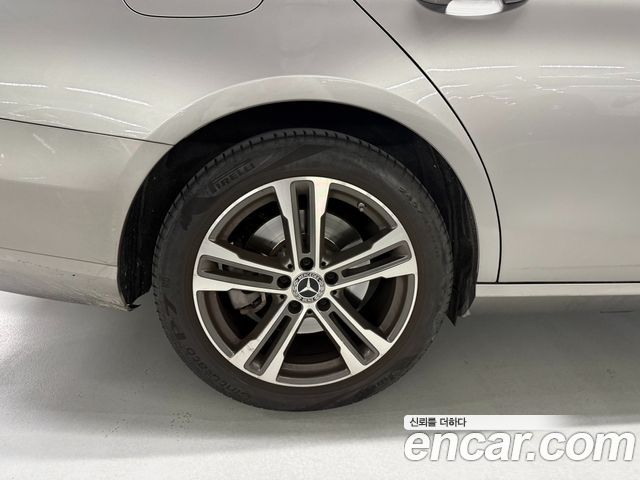 Mercedes-Benz E-Class (W213) E300 4MATIC AMG Line 2022 — фото 5