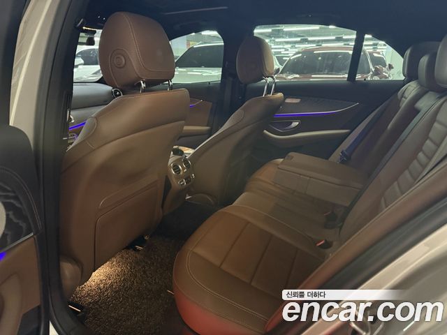 Mercedes-Benz E-Class (W213) E300 4MATIC AMG Line 2022 — фото 9