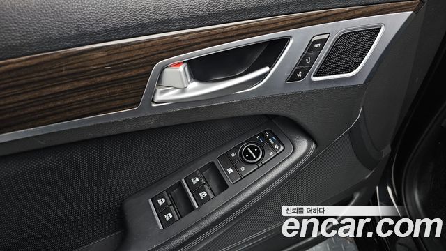 Genesis G80 3.3 GDI AWD Luxury 2017 — фото 16