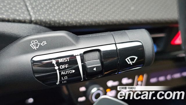 Kia EV6 Long Range Earth 2023 — фото 19