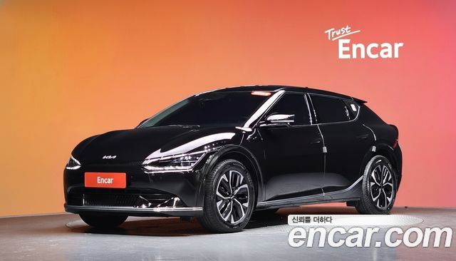 Kia EV6 Long Range Earth 2023 — фото 1