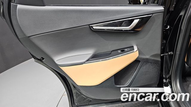 Kia EV6 Long Range Earth 2023 — фото 25