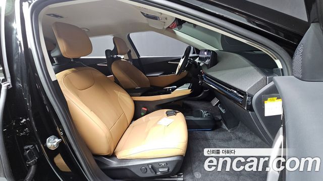 Kia EV6 Long Range Earth 2023 — фото 26