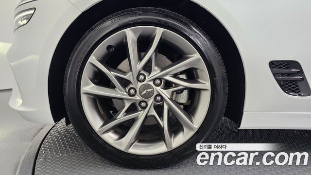 Genesis G70 Gasoline 2.0T 2WD 2023 — фото 5