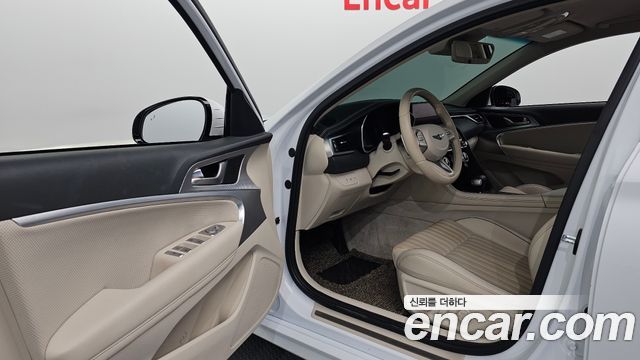 Genesis G70 Gasoline 2.0T 2WD 2023 — фото 10