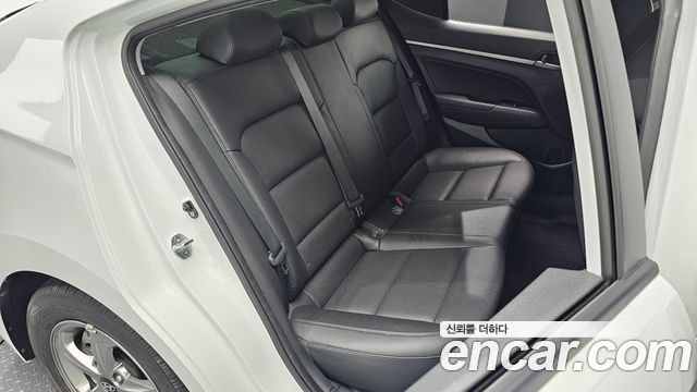 Hyundai Avante (AD) 1.6 LPI Style (Rental Car) 2018 — фото 11