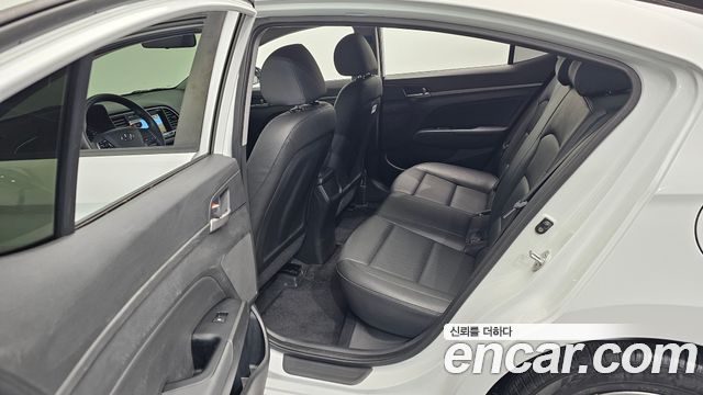 Hyundai Avante (AD) 1.6 LPI Style (Rental Car) 2018 — фото 27