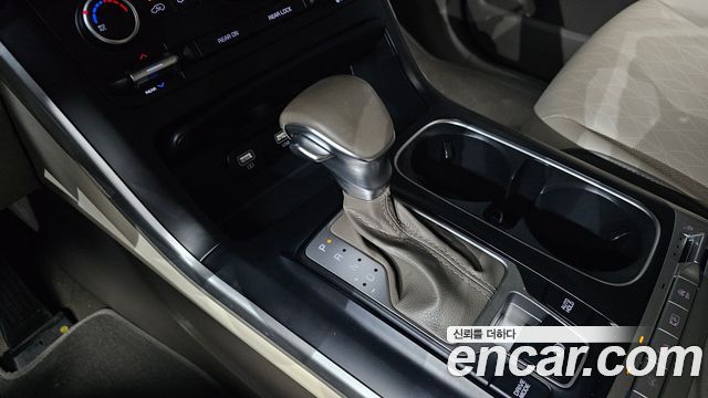 Kia Carnival (IV) Diesel 9-Seater Prestige 2021 — фото 9