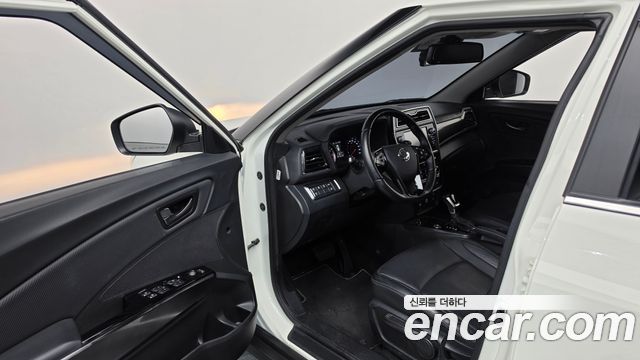KG Mobility (SsangYong) Very New Tivoli Gasoline 1.5 2WD V3 2021 — фото 10