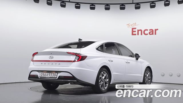 Hyundai Sonata (DN8) 2.0 LPG(rental car) Style 2022 — фото 2