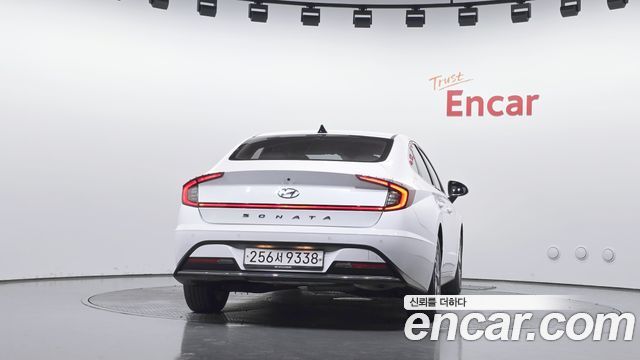 Hyundai Sonata (DN8) 2.0 LPG(rental car) Style 2022 — фото 4