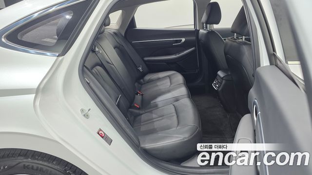 Hyundai Sonata (DN8) 2.0 LPG(rental car) Style 2022 — фото 11