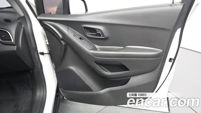 Chevrolet Trax 1.4 LT 2020 — фото 24