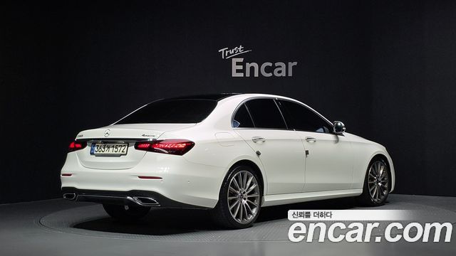 Mercedes-Benz E-Class (W213) E350 4MATIC AMG Line 2022 — фото 2