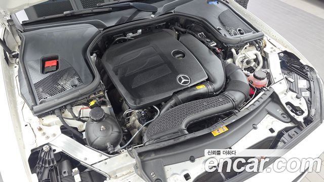 Mercedes-Benz E-Class (W213) E350 4MATIC AMG Line 2022 — фото 6