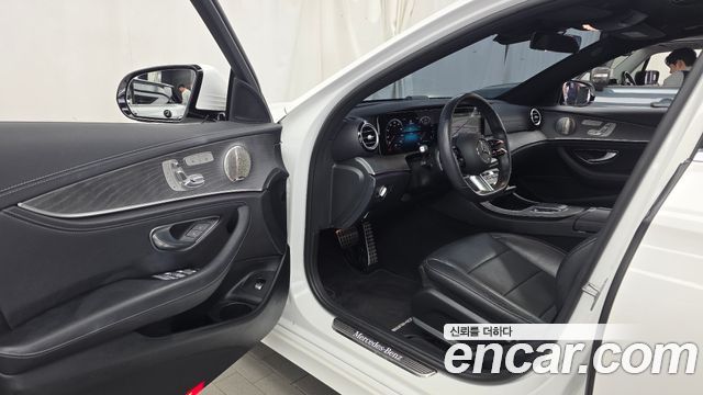Mercedes-Benz E-Class (W213) E350 4MATIC AMG Line 2022 — фото 10