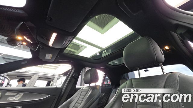 Mercedes-Benz E-Class (W213) E350 4MATIC AMG Line 2022 — фото 18