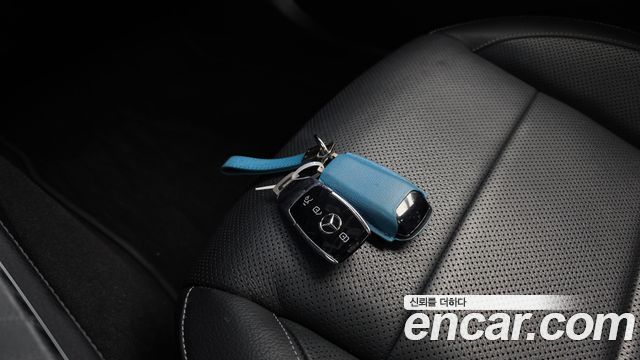 Mercedes-Benz E-Class (W213) E350 4MATIC AMG Line 2022 — фото 26
