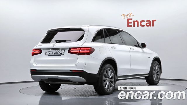Mercedes-Benz GLC-Class (X253) GLC350e 4MATIC Premium 2019 — фото 2
