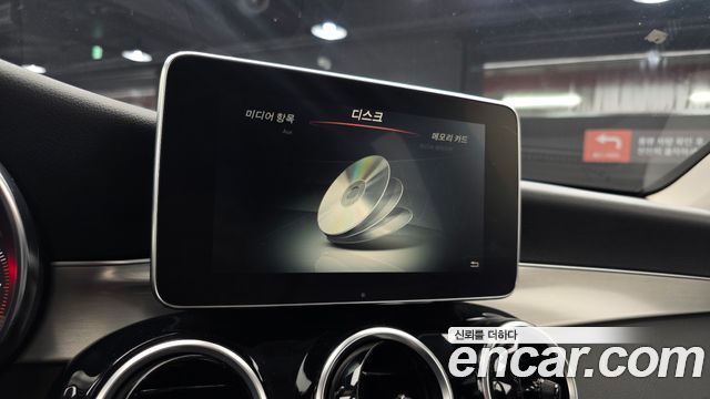 Mercedes-Benz GLC-Class (X253) GLC350e 4MATIC Premium 2019 — фото 17