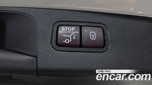 Mercedes-Benz GLC-Class (X253) GLC350e 4MATIC Premium 2019 — фото 37