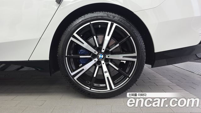 BMW 5 Series (G60) 530e xDrive M Sport 2026 — фото 21