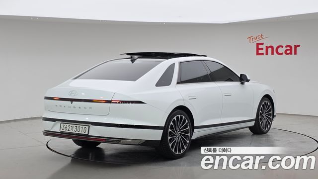Hyundai Grandeur Hybrid (GN7) Calligraphy 2024 — фото 2